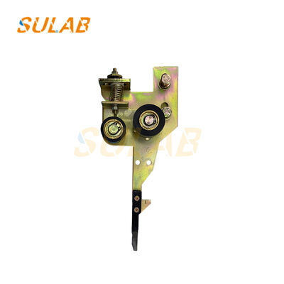 Fechadura de Porta de Elevador Fujitec com Superfície Galvanizada AC 250V/10A e Tensão Lateral ≥1000N Gancho de Fechadura de Porta de Patamar MA630-05